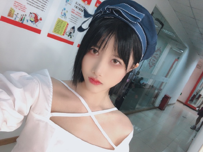 偶像女团snh48宋雨珊可爱自拍美照欣赏