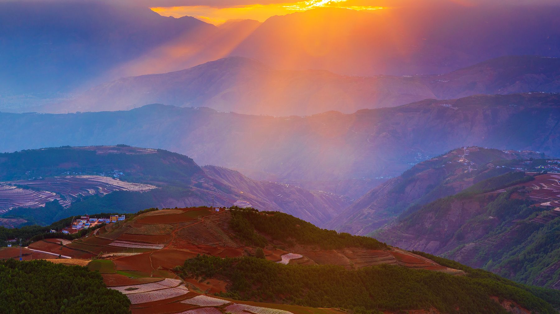 风光摄影东川红土地观日出