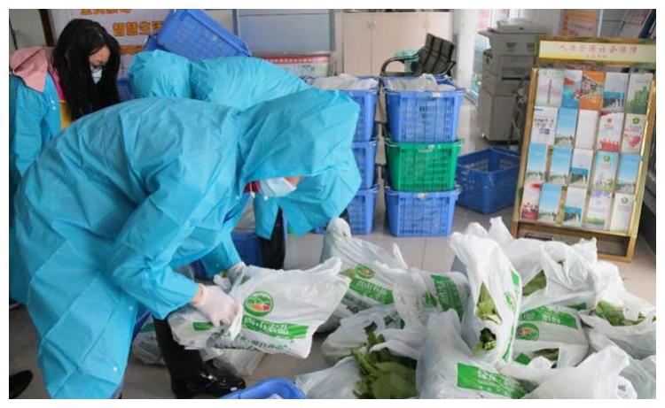 隔离不隔心!中山火炬区为居家隔离人员当“跑腿员”,购物送菜