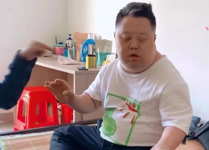 智障天才舟舟结局惨淡所谓天才的背后才是最大的笑话