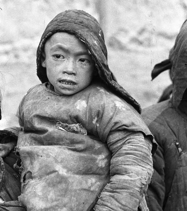 挨饿年代是什么体验?80张老照片真实还原1942大饥荒_新浪新闻