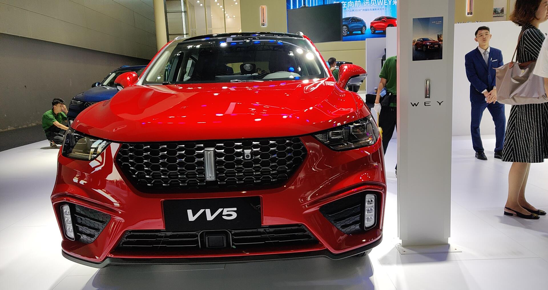 2020款长城vv5亮相,红色车身帅气无比,百公里油耗只有6.6升