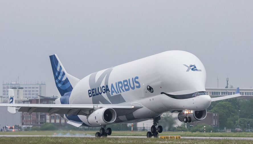 史上最萌飞机空客大白鲸xl新型运输机首次降落汉堡