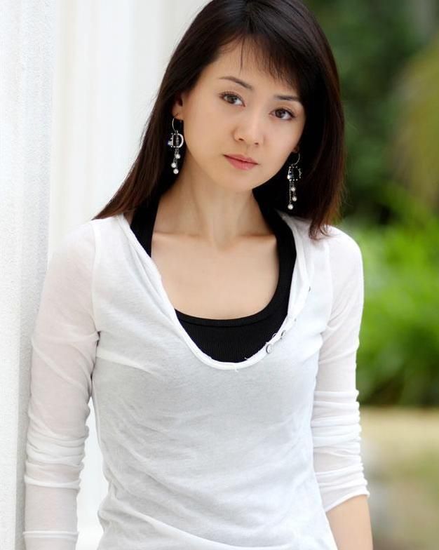 你还记得大宅门中不认亲娘的白佳莉吗那位女演员变这样了