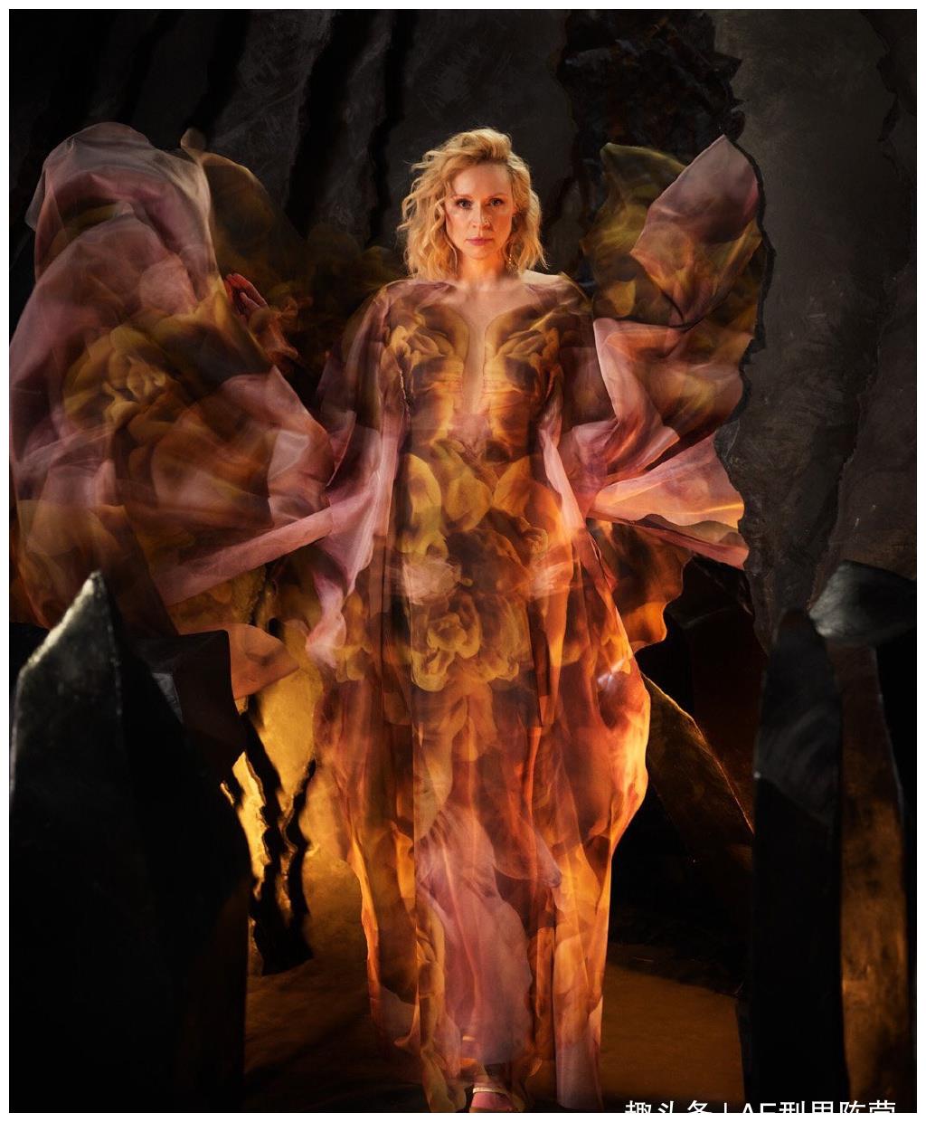 感受一下2米女巨人的长腿