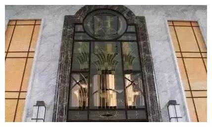 为什么越来越多的人拆了木门套，换上石材门套？