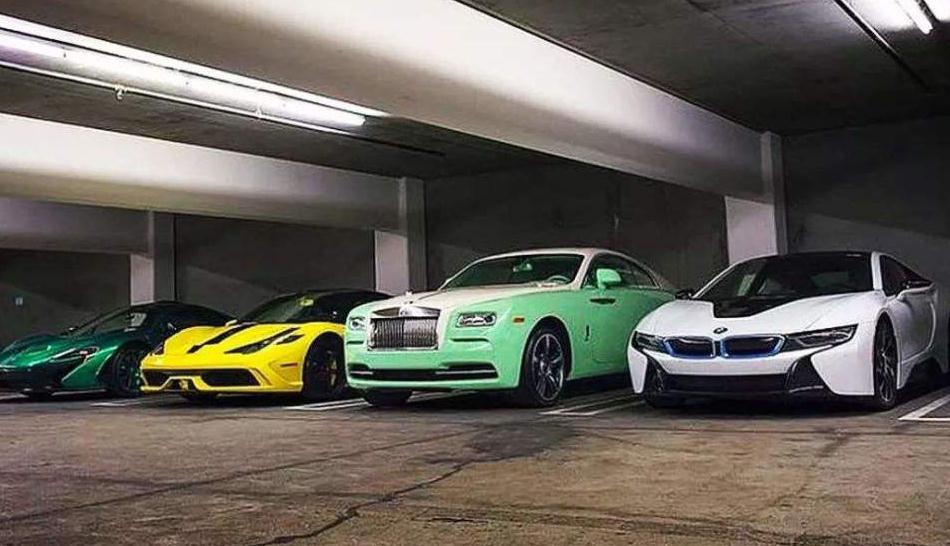 香港的一个停车位760万?这真的是买车容易、