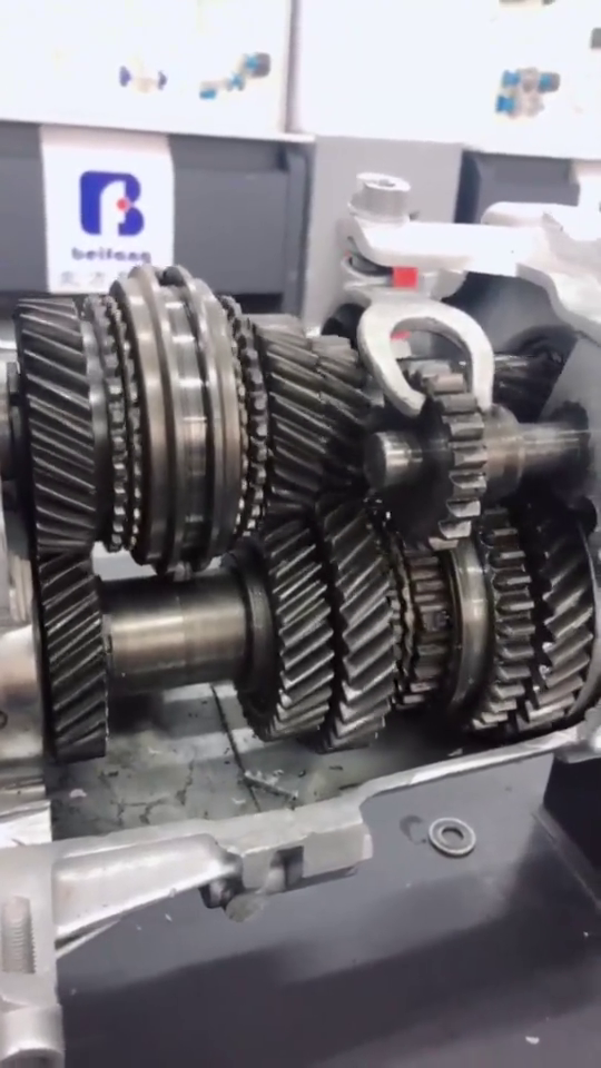 <em>汽车</em><em>变速器</em>原来是这样换挡的