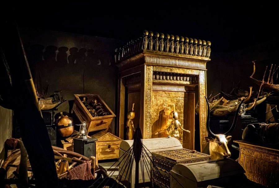 图坦卡蒙墓室图片