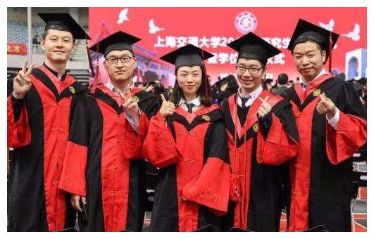 乡村医生6个孩子5个成为“博士”，只因他育儿观简单的10个字