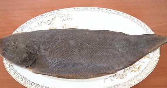 吃鱼害怕刺卡喉咙,学会这1招,鱼刺自己跑出来,别只会喝醋了|鱼刺|目鱼