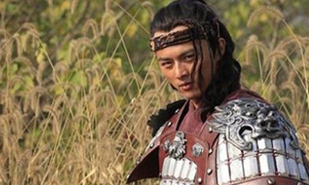 隋唐英雄排行榜及死因_隋唐英雄:前10大好汉之死合集,李元霸大战宇文成都最震撼!