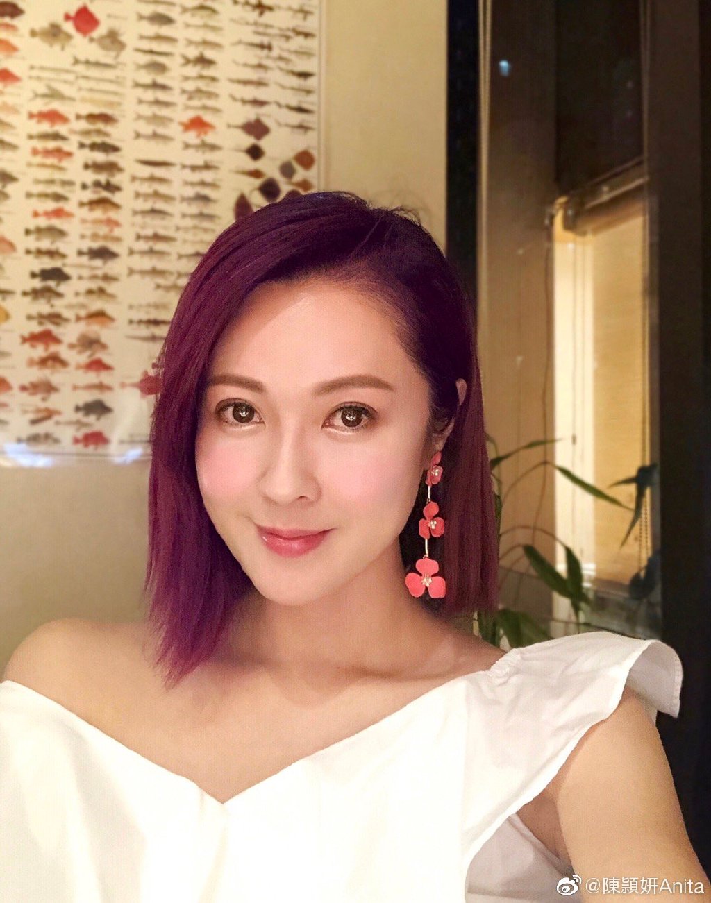 香港艺人美女陈頴妍迷人写真美照欣赏_高清图集_新浪网