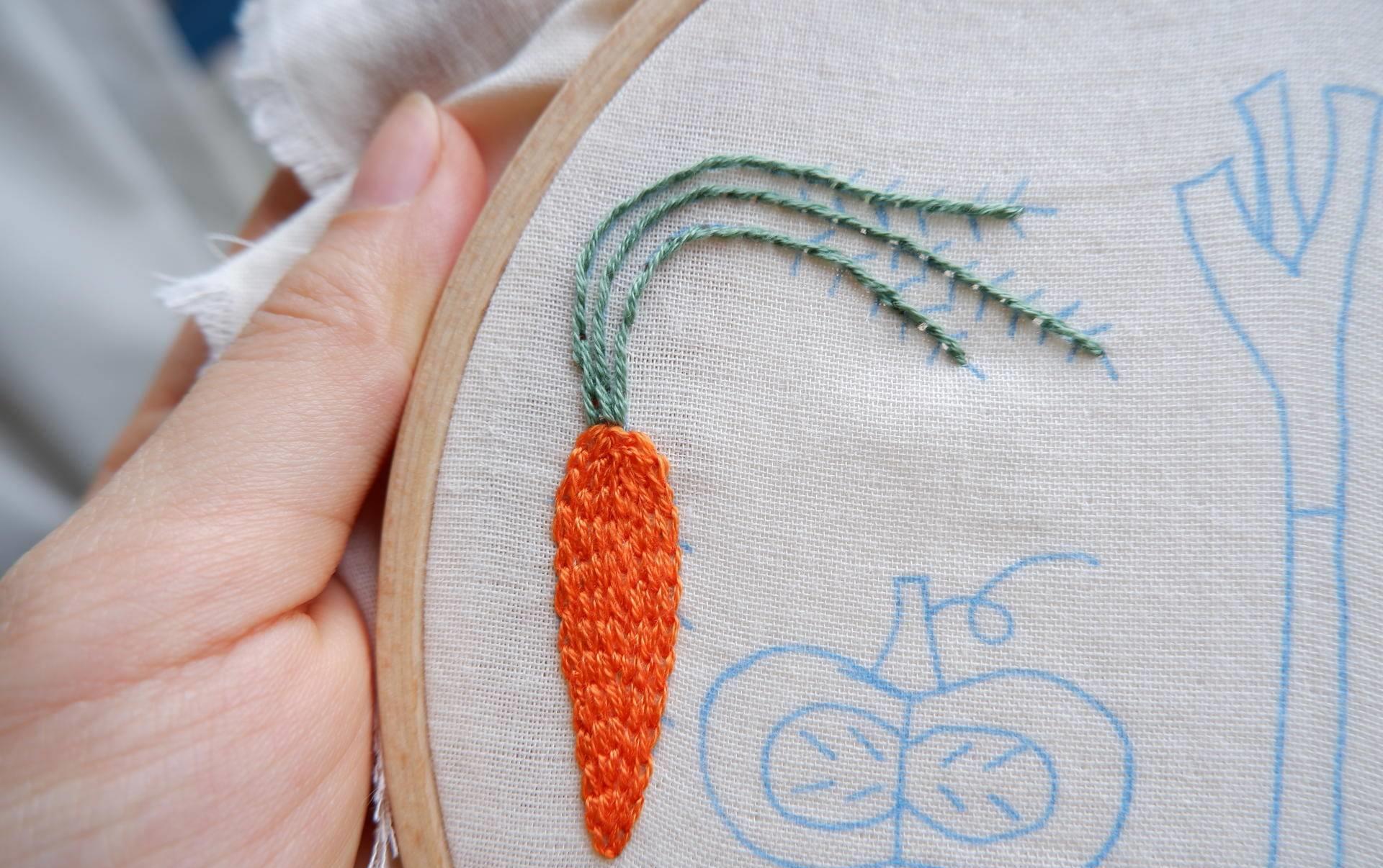 可盐可甜的水果小刺绣,橘色的c位担当——胡萝卜小刺绣教程
