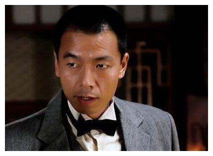 铁骨铮铮汉子拍戏意外炸伤,20年演艺生涯,制片方:最多赔偿2万