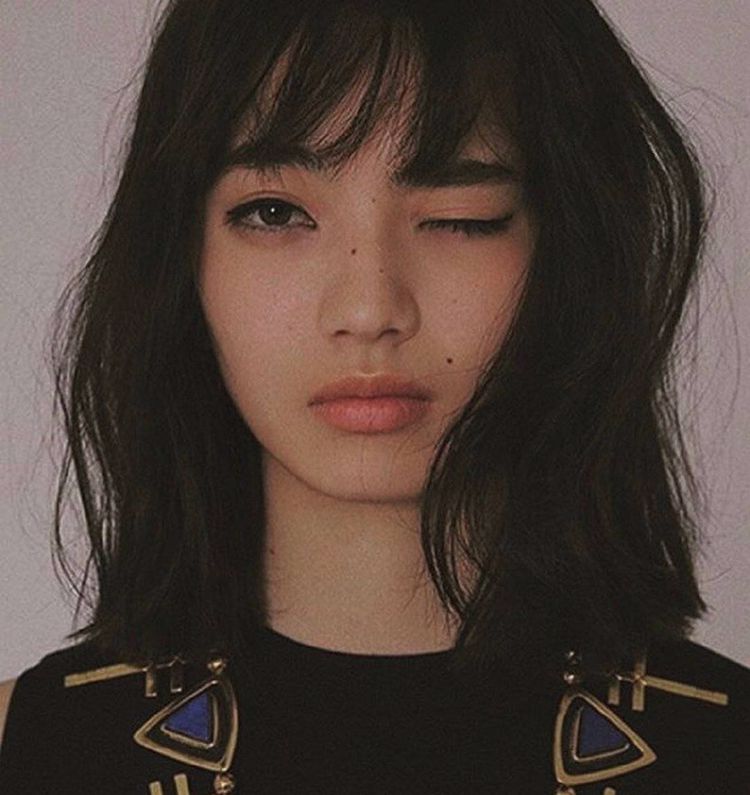 霓虹麻豆小松菜奈 丧丧的厌世脸也很讨喜的啊