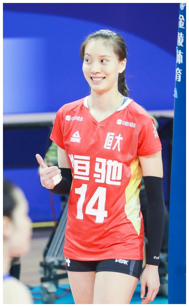 郑益昕速度是一绝!福建小清新和朱婷同时出道,副攻竞争她有优势