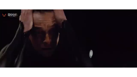 X战警 教授用能力查探船内 怎料美女出手 教授能力直接无效了