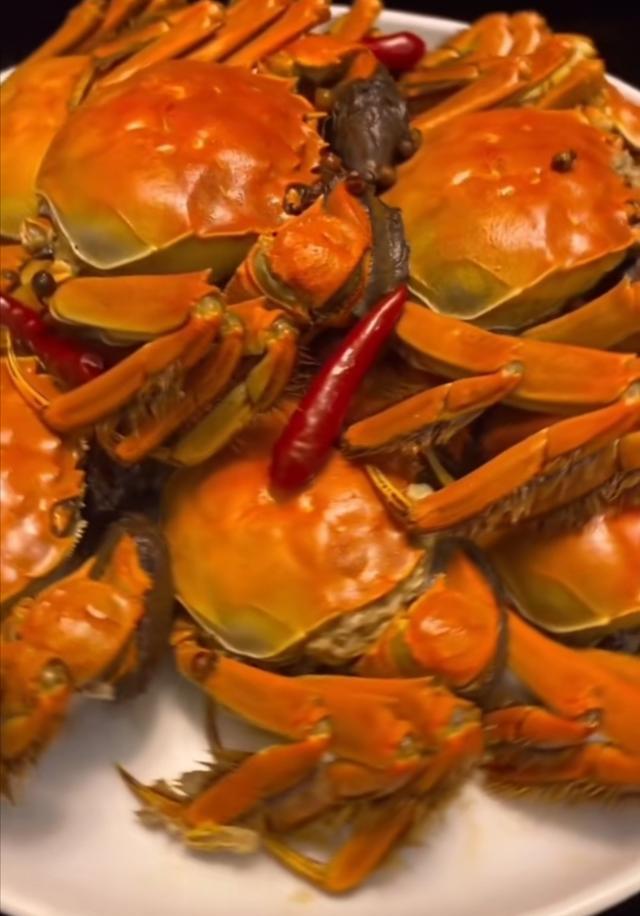 大厨教你做花椒蟹,原来河蟹还能这么好吃