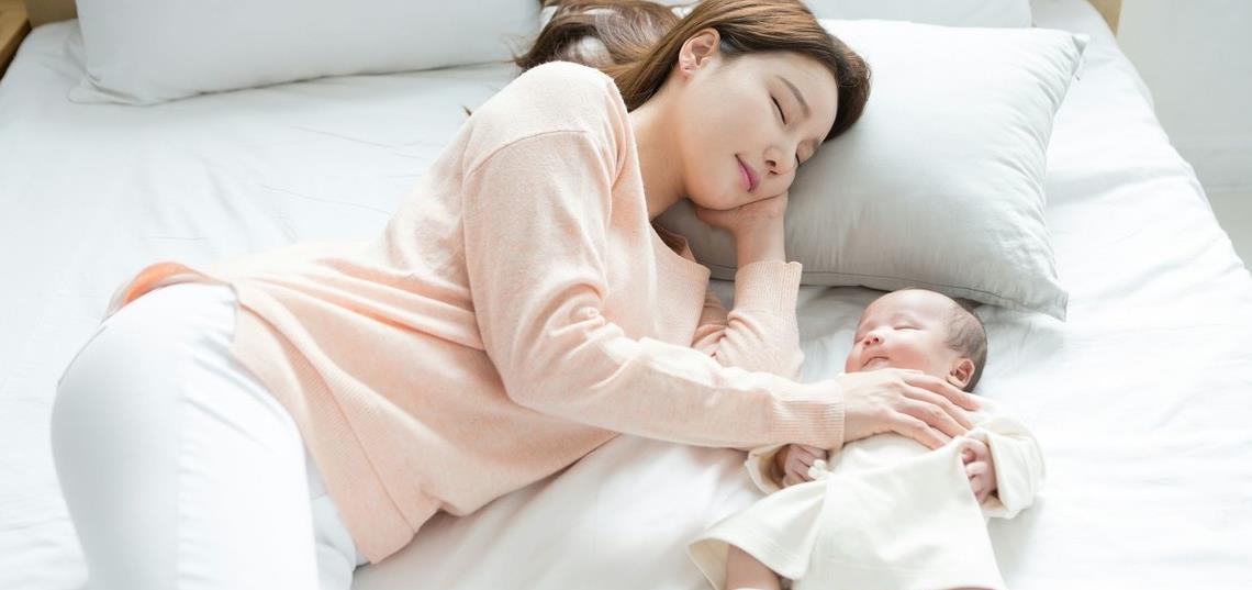 宝妈不想太辛苦,一些技巧要掌握|新生儿|宝宝|睡眠_新浪新闻