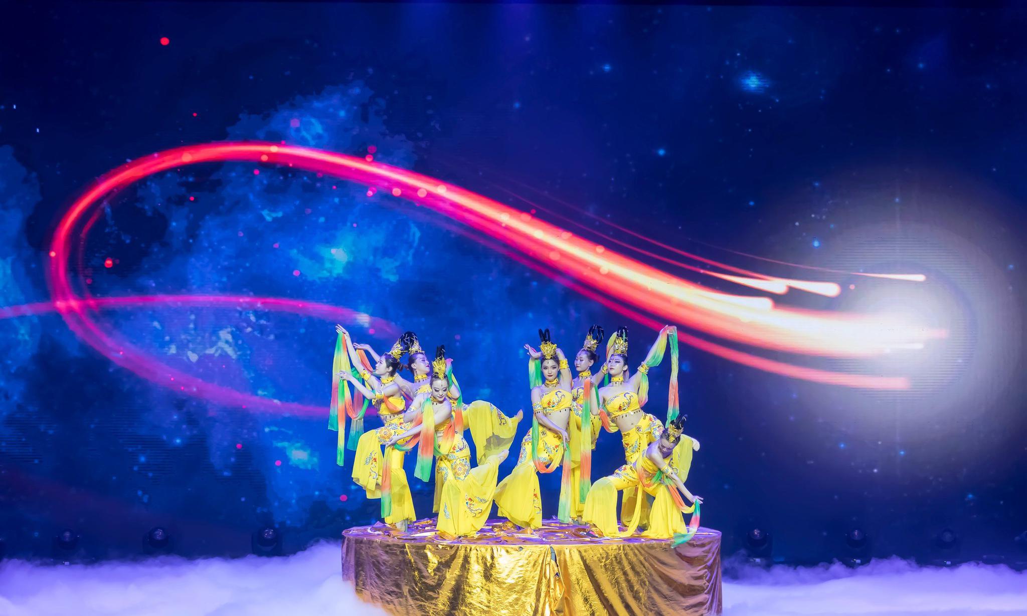 沂蒙大地上有一种舞蹈叫飞天这是几位临沂女孩的杰作美轮美奂