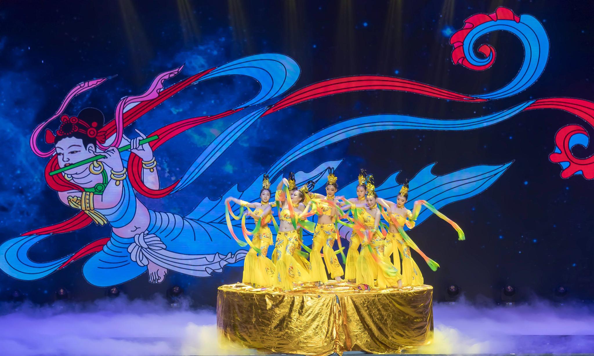 沂蒙大地上有一种舞蹈叫飞天这是几位临沂女孩的杰作美轮美奂