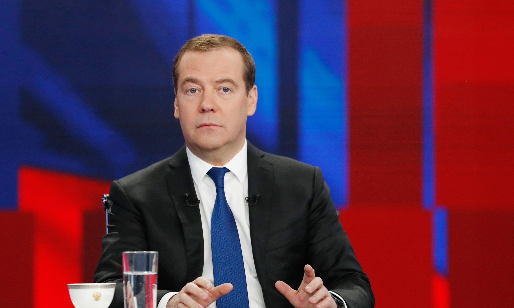 俄总理说今年俄经济增长平稳