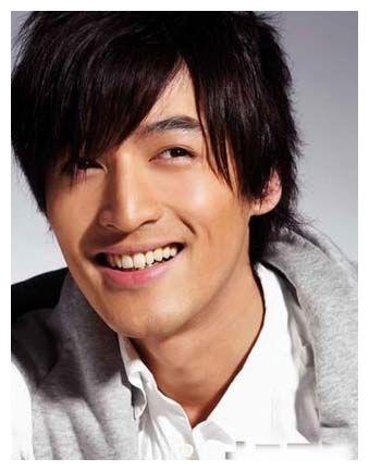 众女星是如何评价胡歌的?杨幂说他很闷骚!