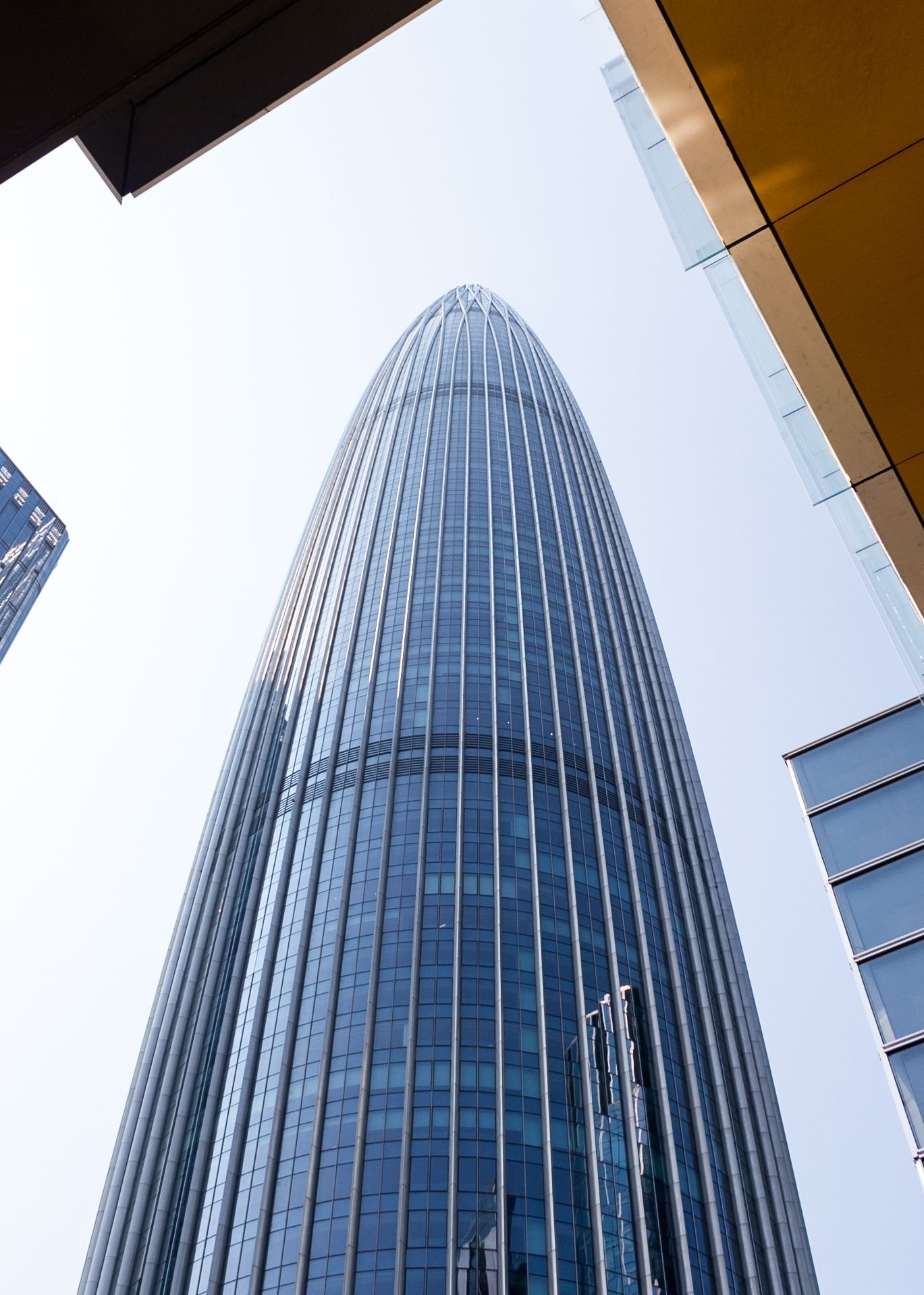 深圳湾第一高楼春笋子弹头您说像啥