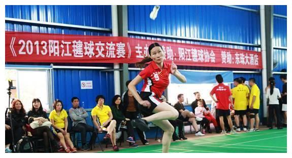 毽球由踢毽子发展而来,历史悠久,源远流长_新浪新闻