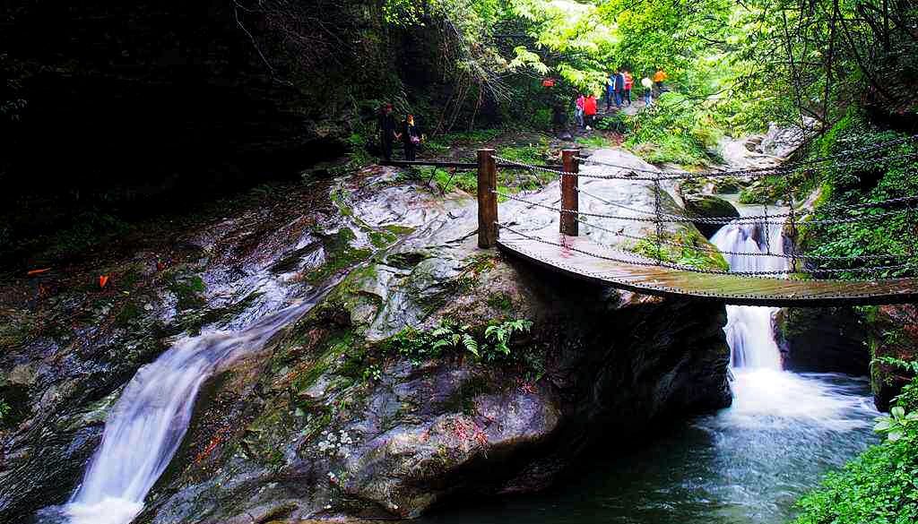 湖南平江纯溪小镇一个理想的避暑胜地一个清澈纯净的世外桃源