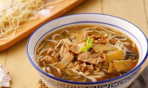 面食种类良多,可我也只对这四种面食最为喜爱,百吃不腻!|面食|打卤面|刀削面_新浪新闻