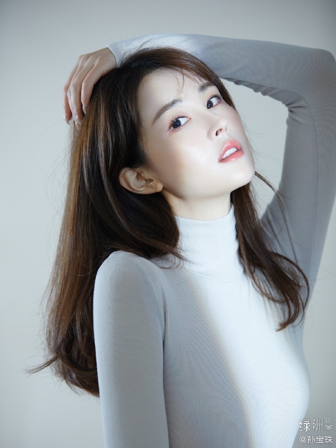 美女演员模特孙宝珠迷人写真美照欣赏好美啊