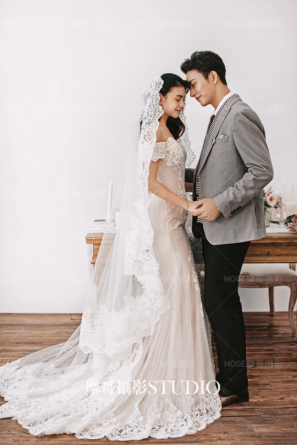 拍婚纱照怎么做好肢体动作?拍婚纱照常用的五大动作技巧