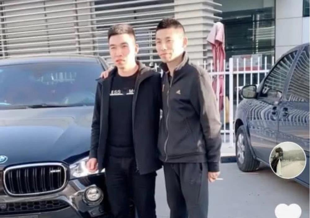 旭旭宝宝座驾卖粉丝,开1万公里损失80万,一看价格看傻了!