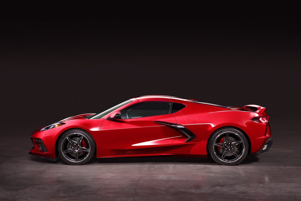 2020款科尔维特stingray首秀亮相进博会