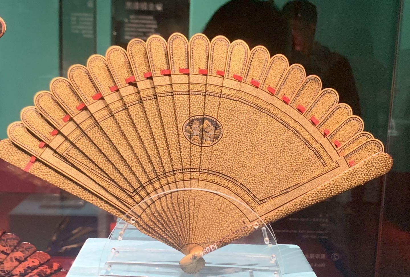 周末去广东博物馆参观古今扇子文化|博物馆|扇子|古今_新浪新闻