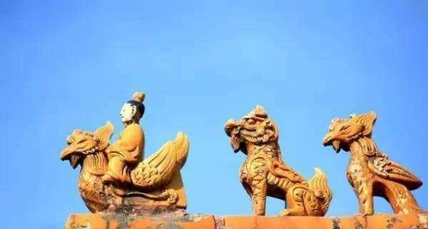 骑凤仙人的三大民间传说故宫房顶的骑凤仙人是何人物
