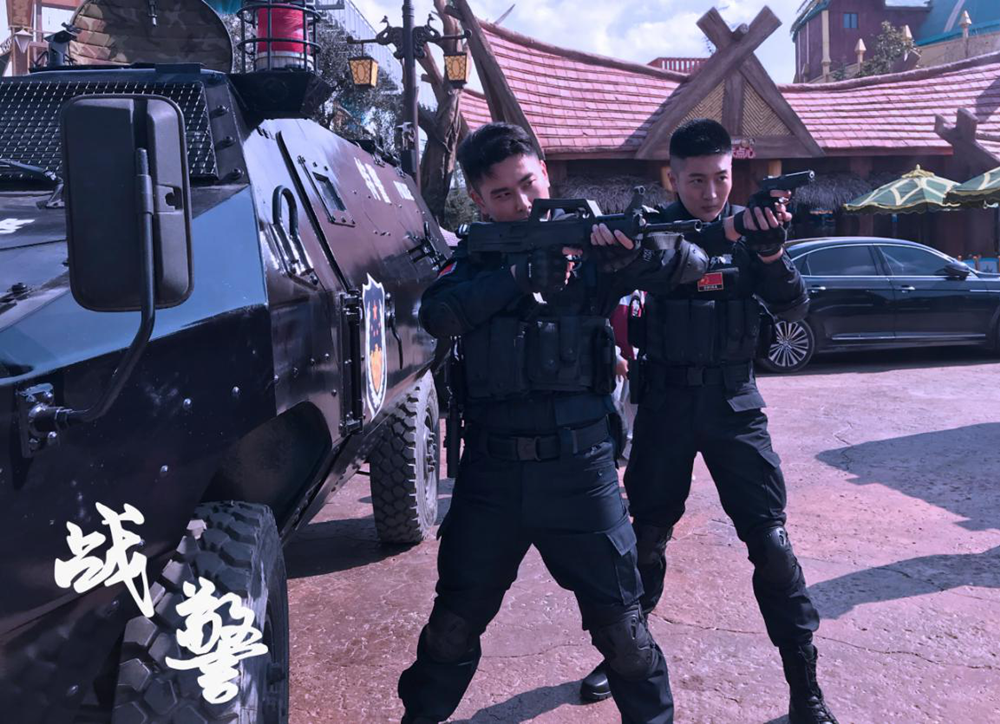 央视电视剧战警梁傲尽显特警英雄本色