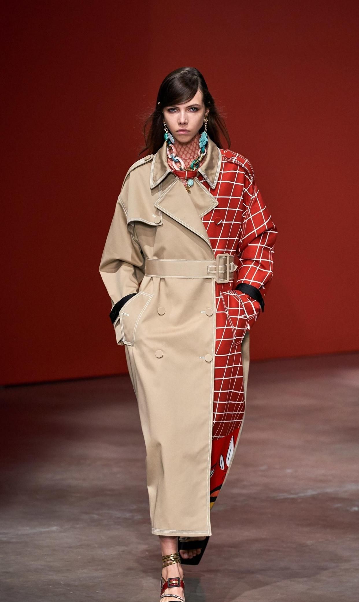 国际潮流女装时尚秀,让时尚离你更近