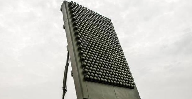 如果相控阵雷达长时间开机且得不到有效散热,那么天线阵列上的电子元