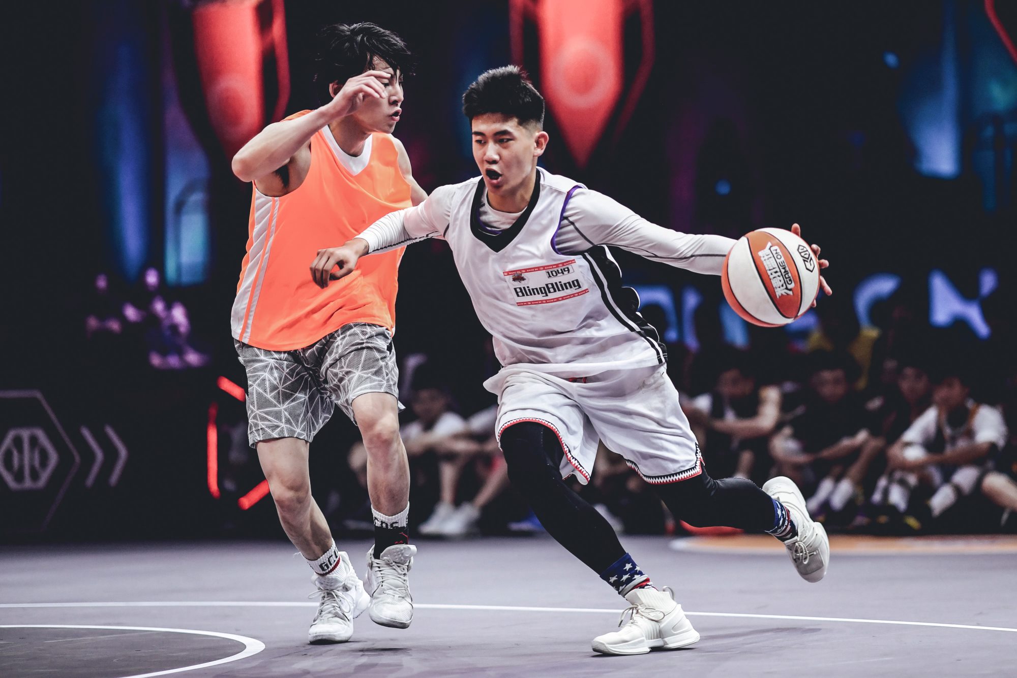 余可《我要打篮球》热血来袭 燃情守护篮球信仰