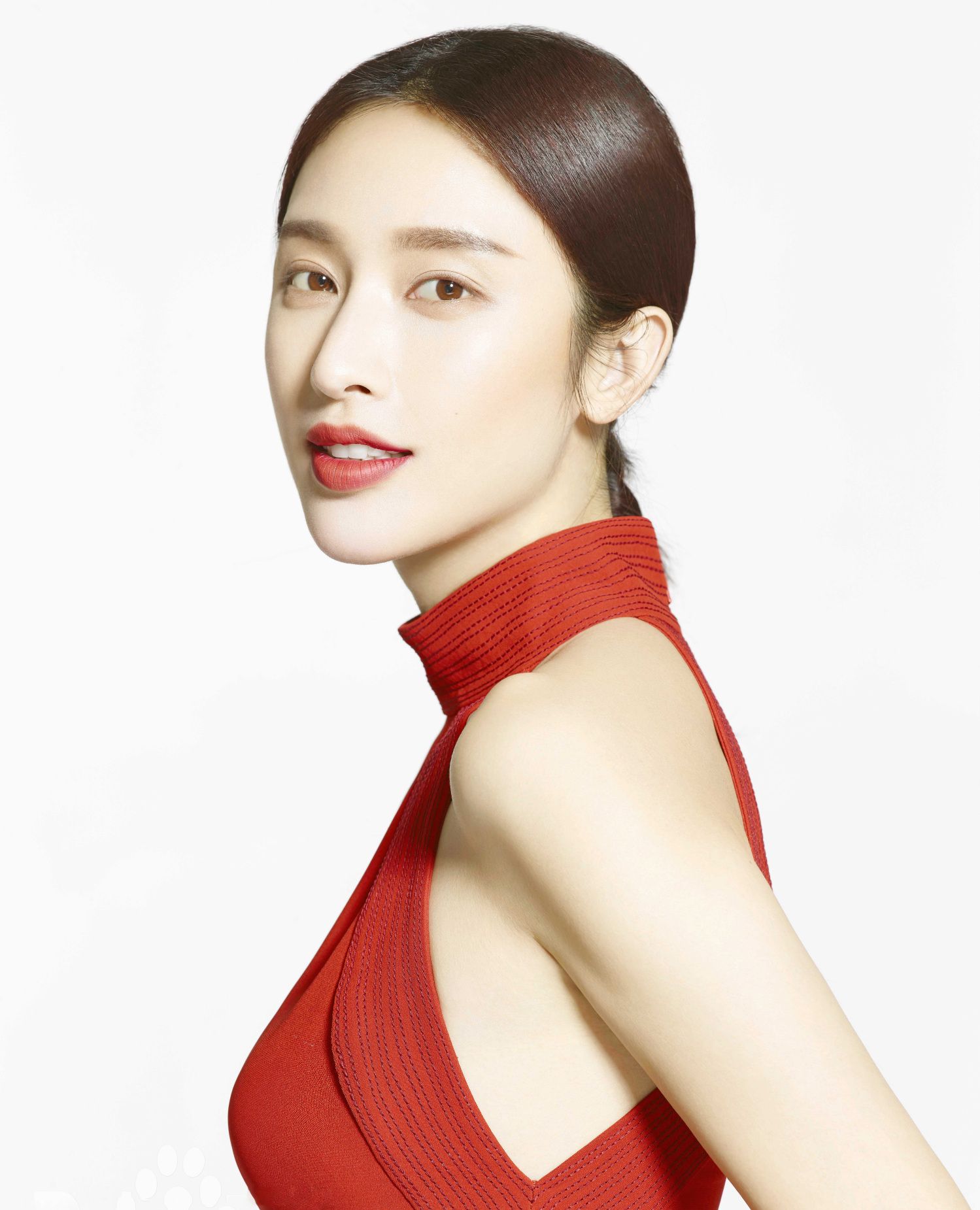 明星张俪娱乐圈影视演员被誉为典型的东方美女