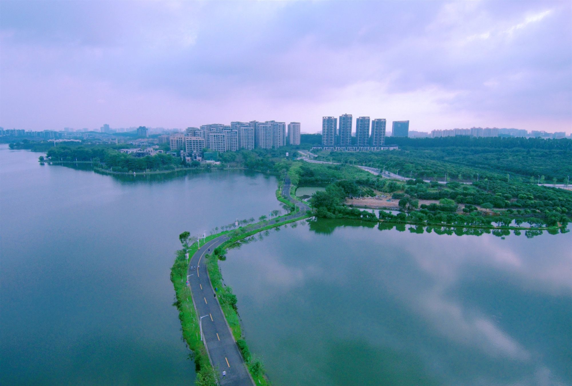 广东东莞松湖烟雨,用无人机去探索,风景太美啦