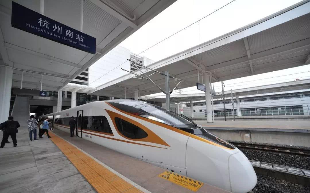 福建将计划打造一座高铁站,是福厦高速铁路沿线车站,规模3台7线