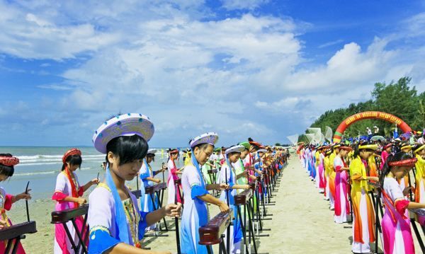 京族独弦琴,奏出美妙韵律