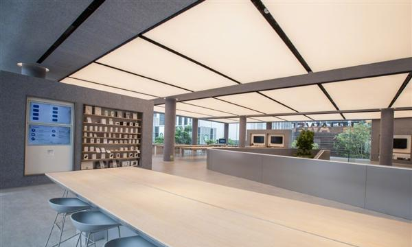 亚洲最大的华为旗舰店落户深圳华为余承东亲临现场助阵