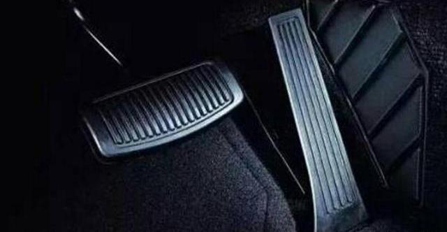 手动档汽车换挡后要保持踩油门状态吗?这篇文章来给你答案!