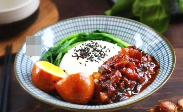 最出名的卤肉饭怎么做 台湾卤肉饭的做法