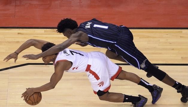 19投31分!1亿后卫和1.4亿后卫同时打铁同时迎来爆发